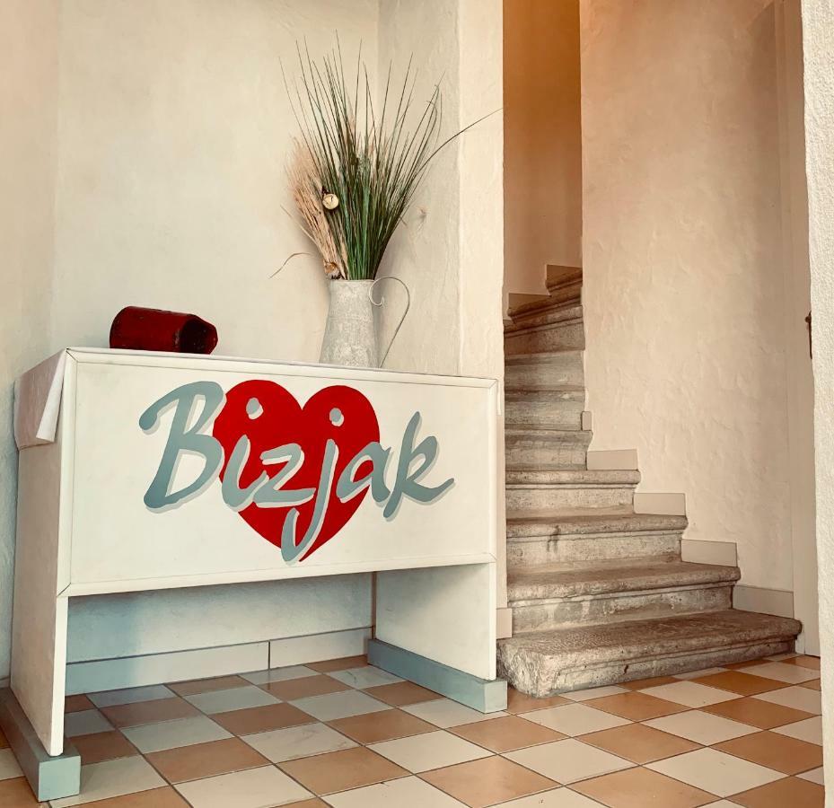 Bizjak L'Agriturismo Hotel Trieste Exterior photo